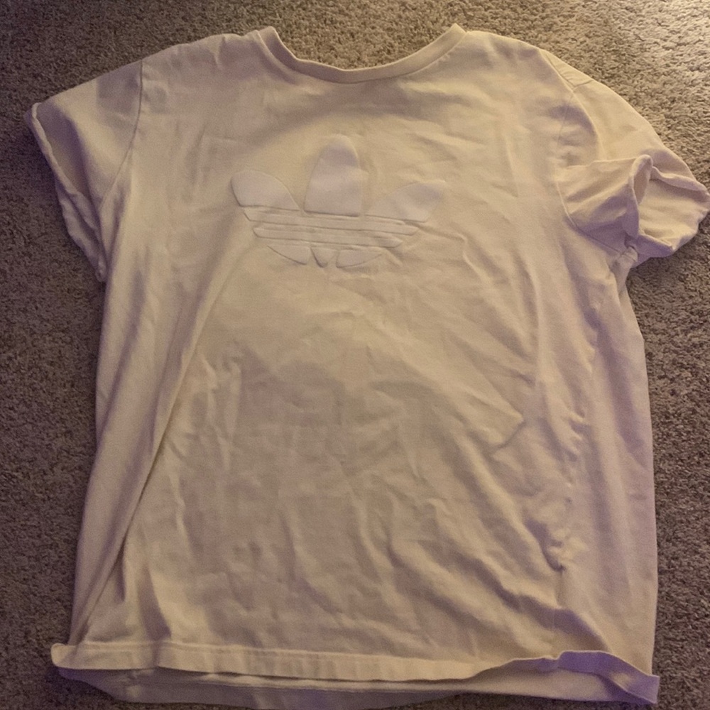 Adidas beige t-shirt